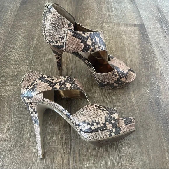 Nine West Python 🐍 Heels Women’s 6.5 - Picture 3 of 9